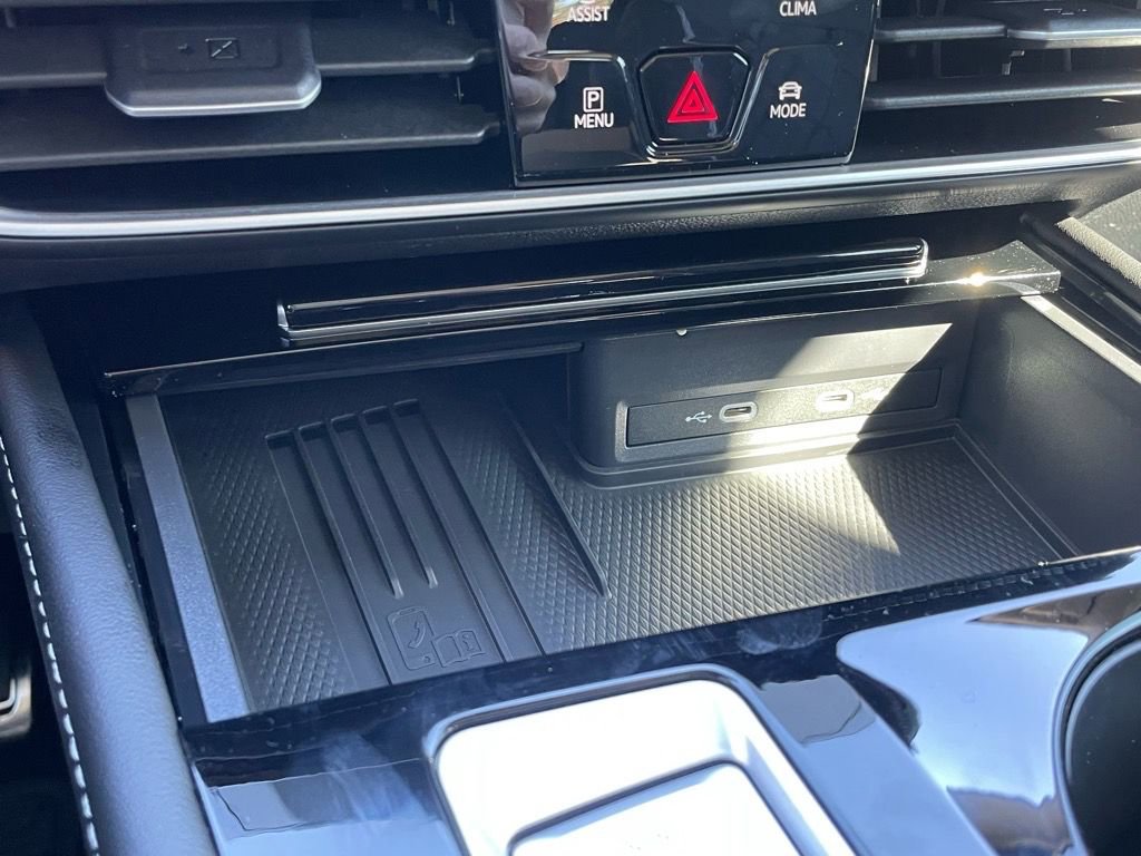 New 2026 Volkswagen Atlas SEL Premium R-Line AWD/4WD image 9