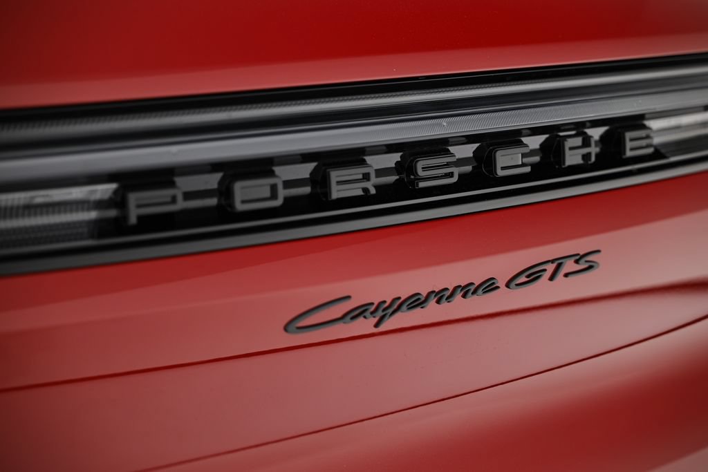 New 2026 Porsche Cayenne GTS AWD/4WD image 15