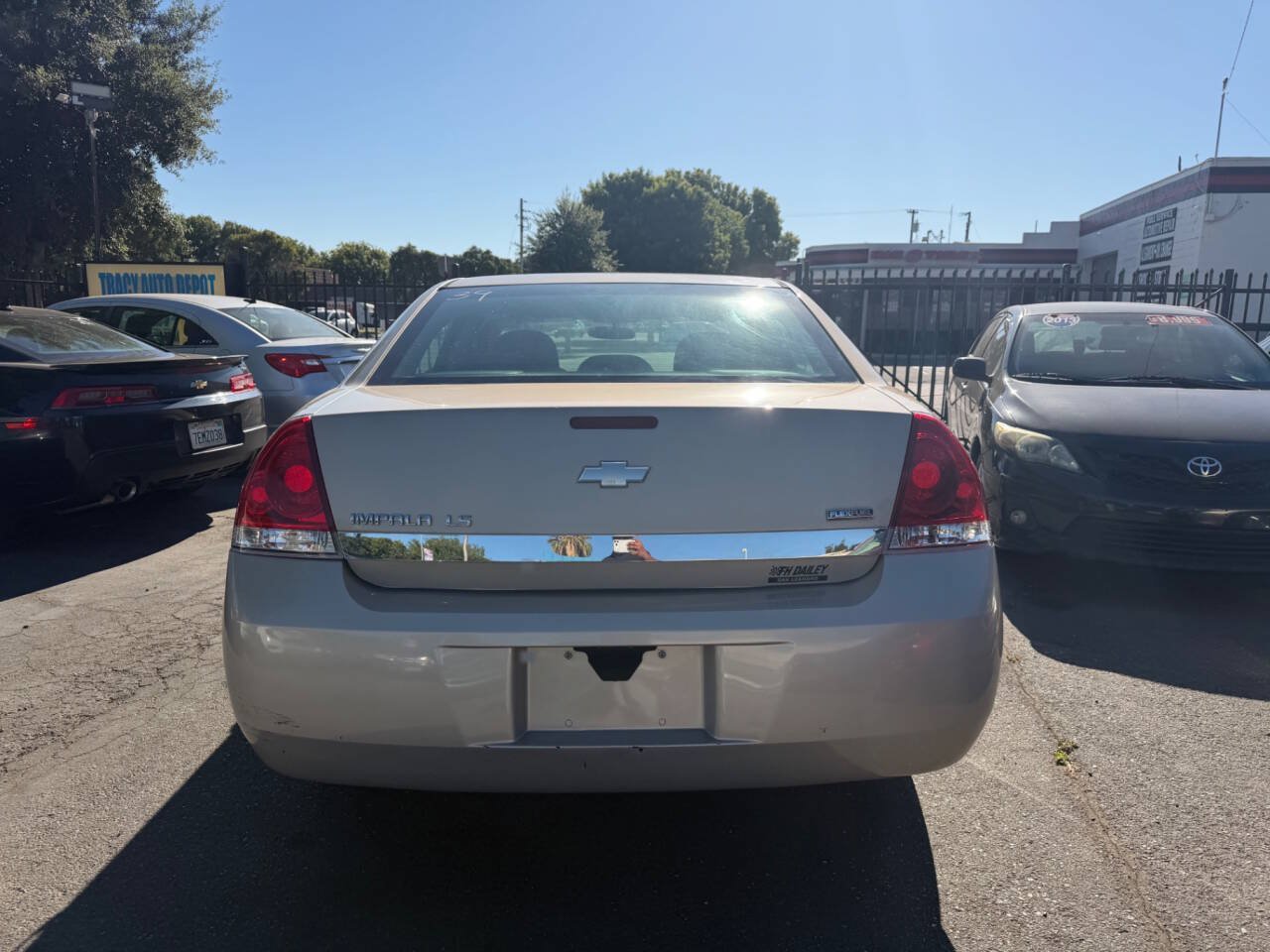 Used 2009 Chevrolet Impala LS FWD image 5