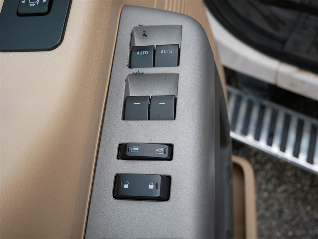 Used 2016 Ford F250 Lariat w/ Chrome Package image 19