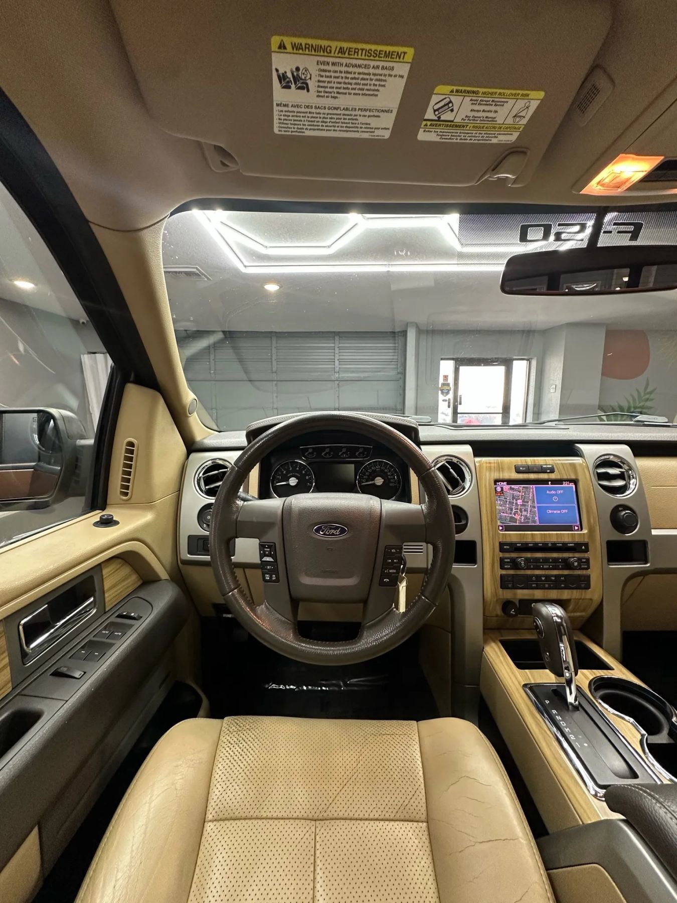Used 2011 Ford F150 Lariat RWD image 23