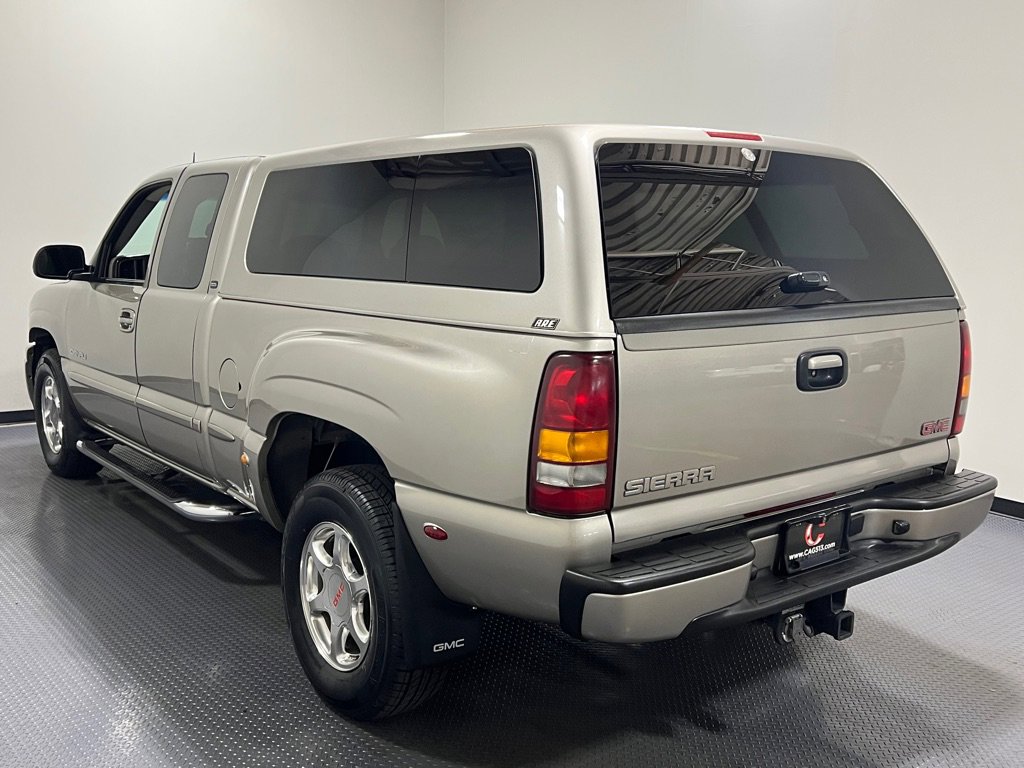 Used 2002 GMC Sierra 1500 Denali image 25