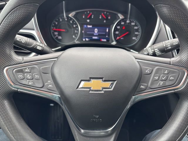 Used 2021 Chevrolet Equinox LT w/ LPO, Cargo Package AWD/4WD image 18