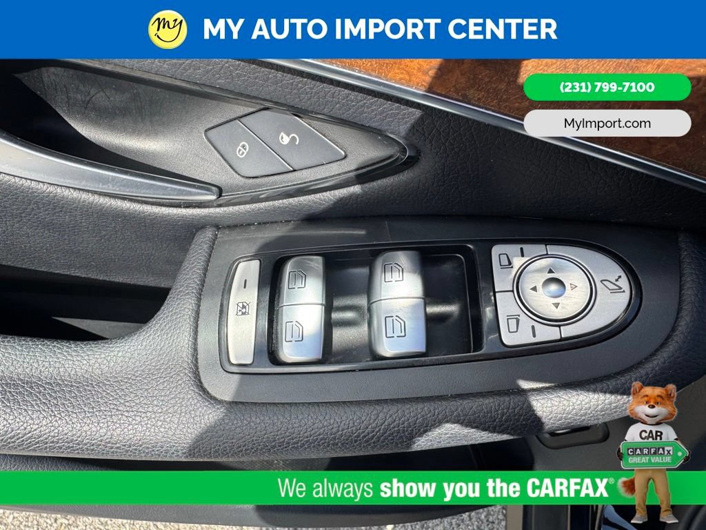 Used 2017 Mercedes-Benz GLC 300 4MATIC image 13