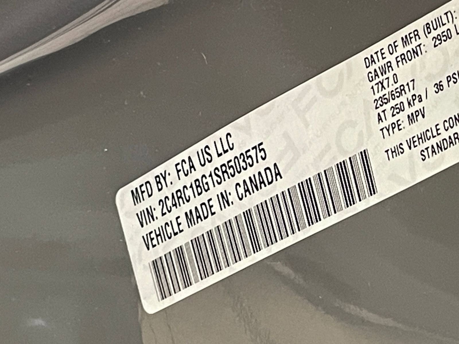 Used 2025 Chrysler Pacifica Select FWD image 31