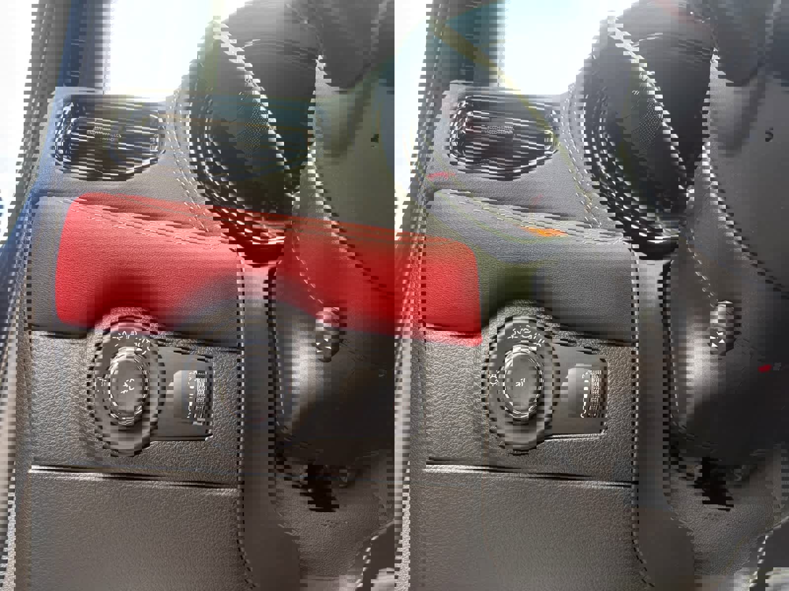 Used 2023 Dodge Durango SRT image 29