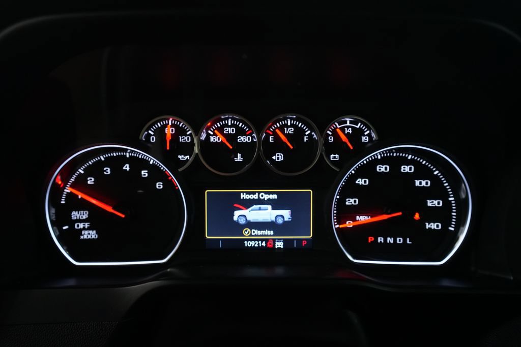 Used 2020 Chevrolet Silverado 1500 RST AWD/4WD image 2
