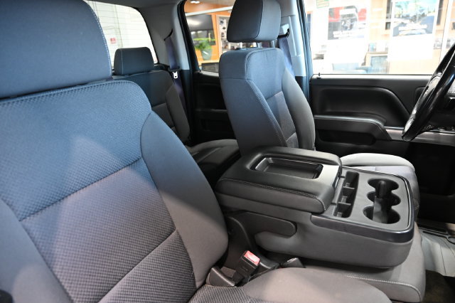 Used 2017 Chevrolet Silverado 1500 LT w/ All Star Edition AWD/4WD image 9