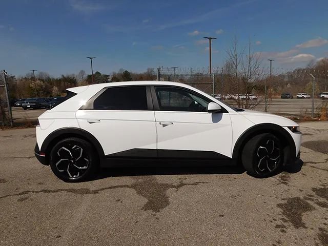 Used 2023 Hyundai Ioniq 5 SEL w/ Cargo Package image 4