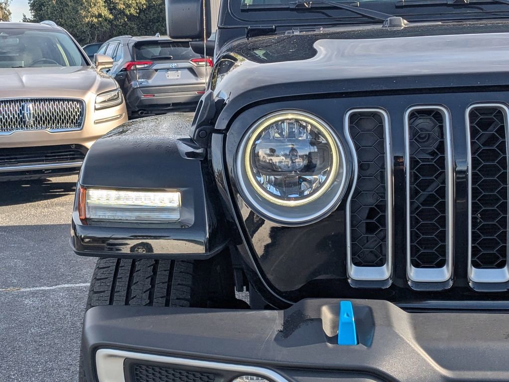 Used 2023 Jeep Wrangler Unlimited Sahara image 10