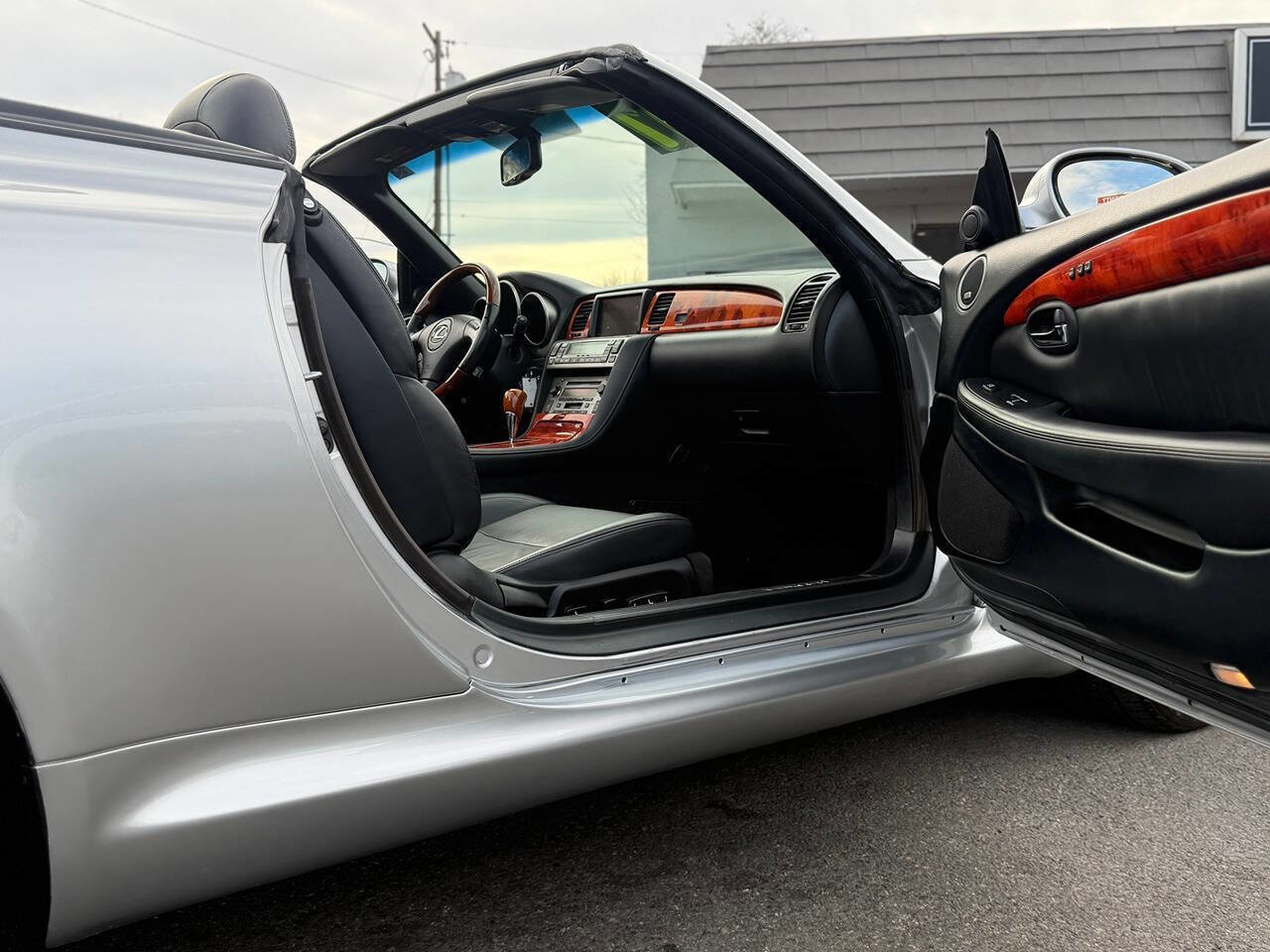 Used 2007 Lexus SC 430 Convertible image 28
