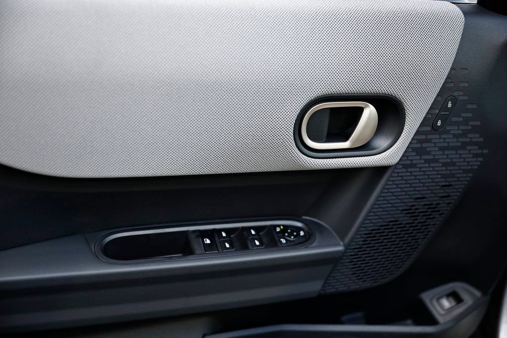 New 2026 MINI Cooper 4-Door Hardtop FWD image 15