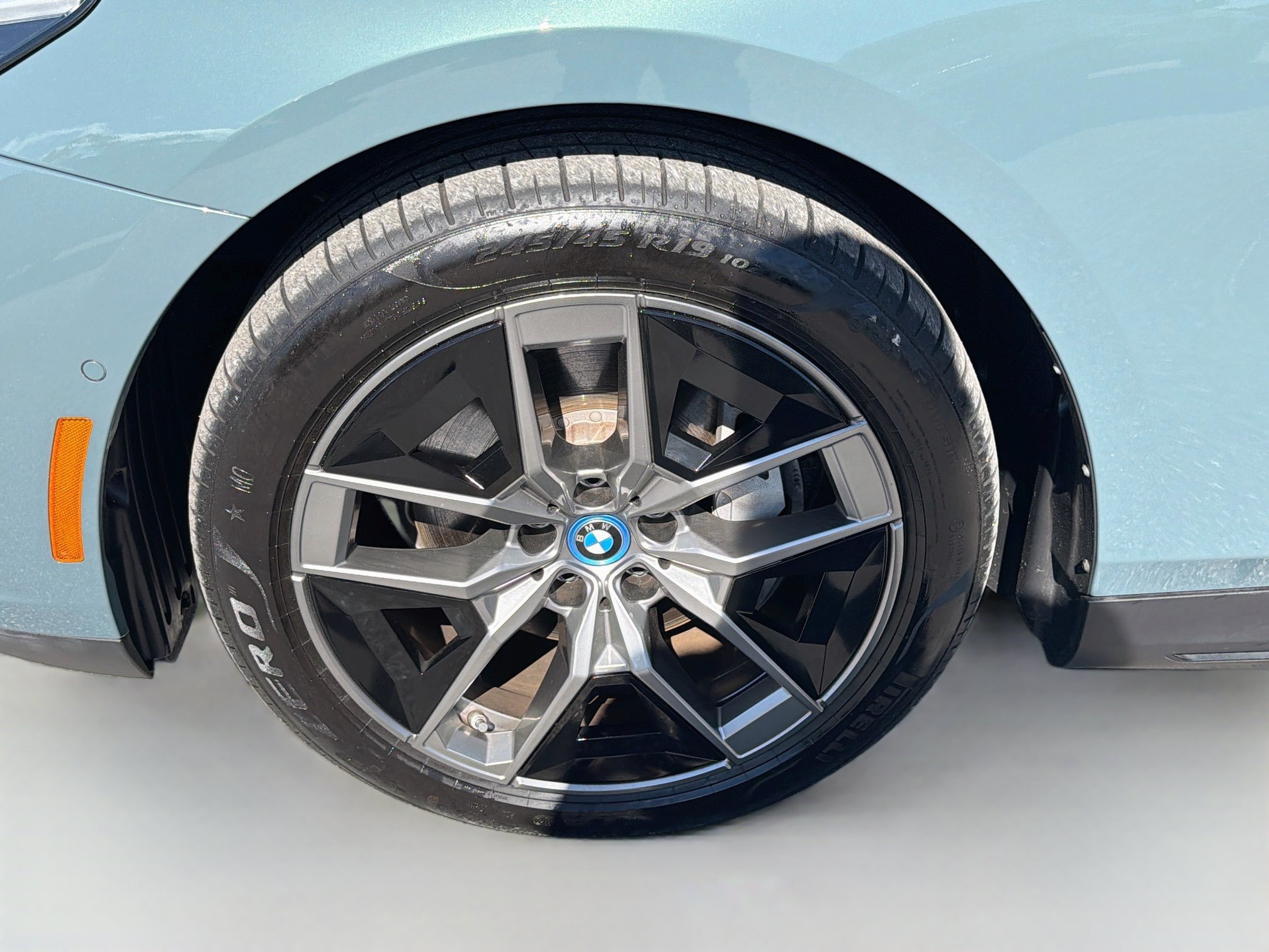 Used 2025 BMW i5 xDrive40 AWD/4WD image 42