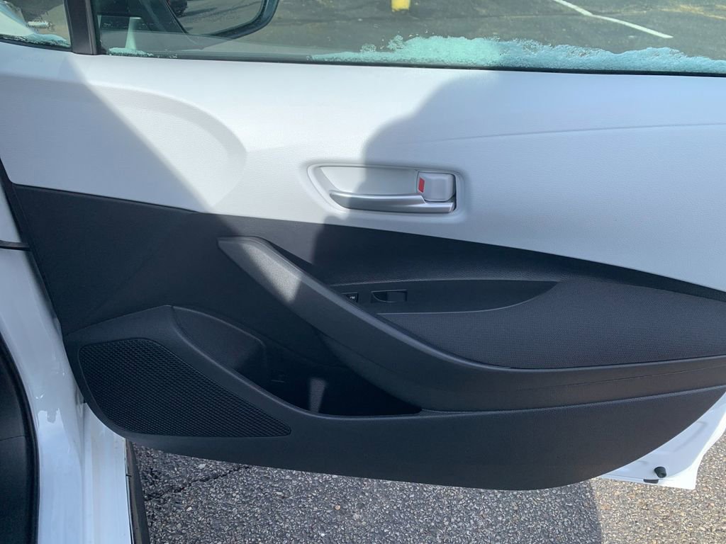 New 2026 Toyota Corolla SE image 18