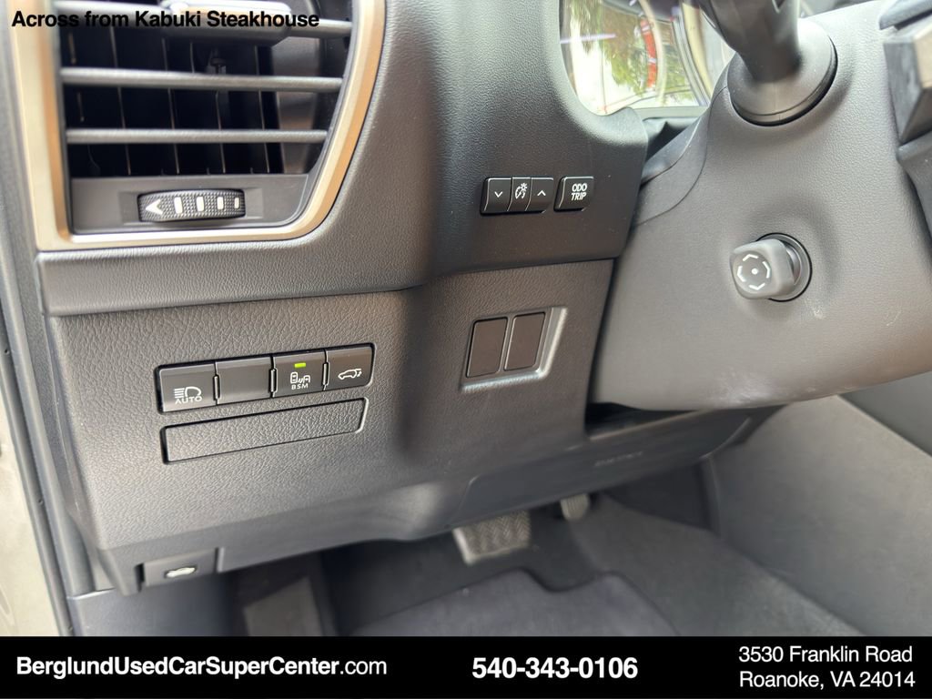 Used 2021 Lexus NX 300 FWD w/ Accessory Package 2 image 18