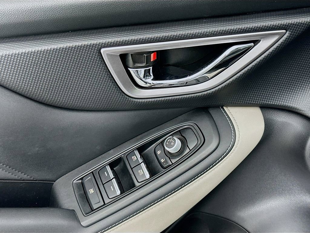 Used 2022 Subaru Forester Limited w/ Popular Package #3 image 18