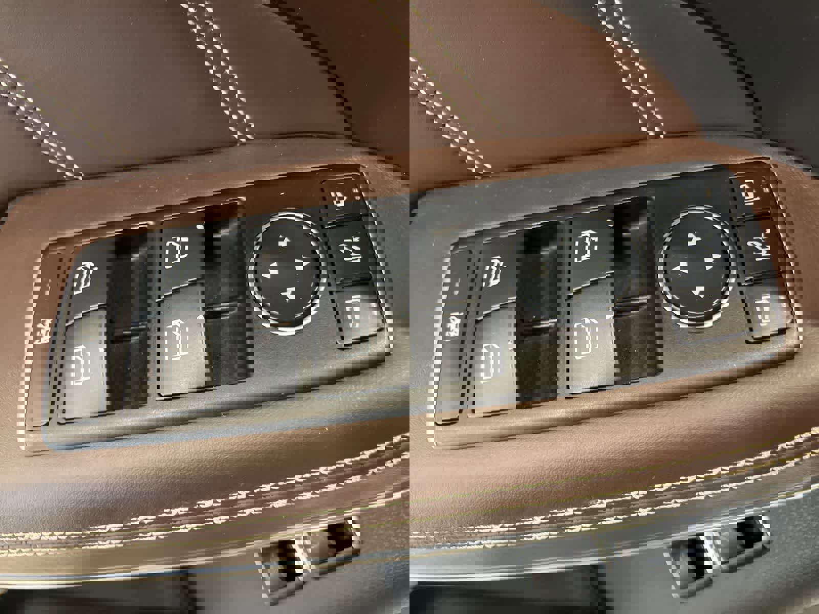 Used 2015 Mercedes-Benz GL 63 AMG 4MATIC image 15