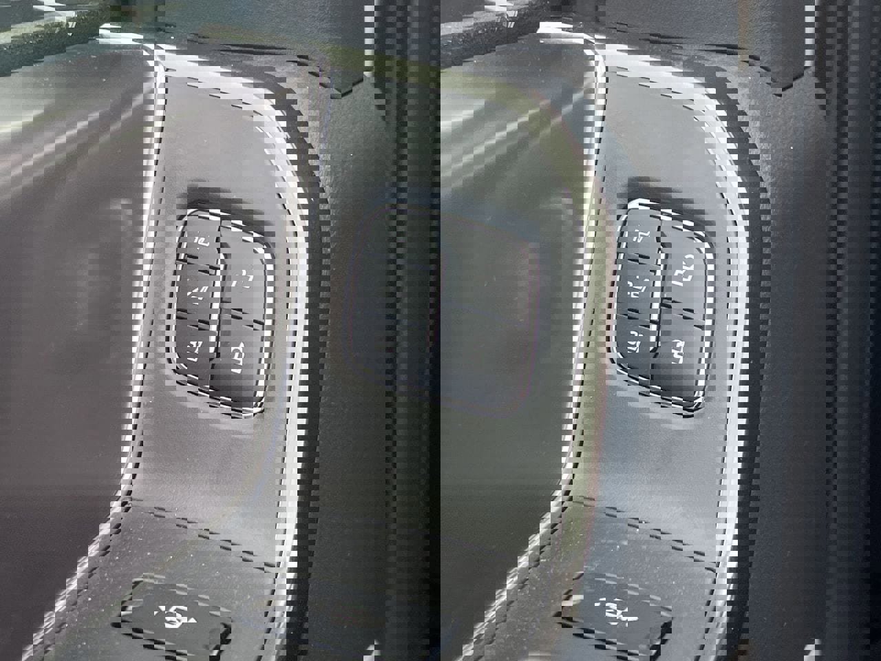 New 2026 Ford F250 Platinum image 21