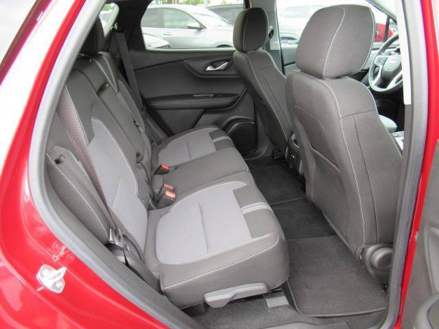 Certified 2024 Chevrolet Blazer LT w/ Convenience Package FWD image 30