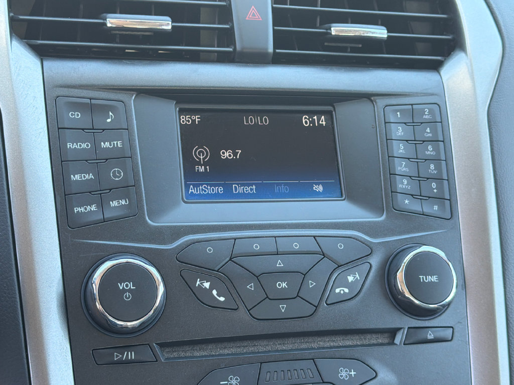 Used 2018 Ford Fusion S FWD image 27