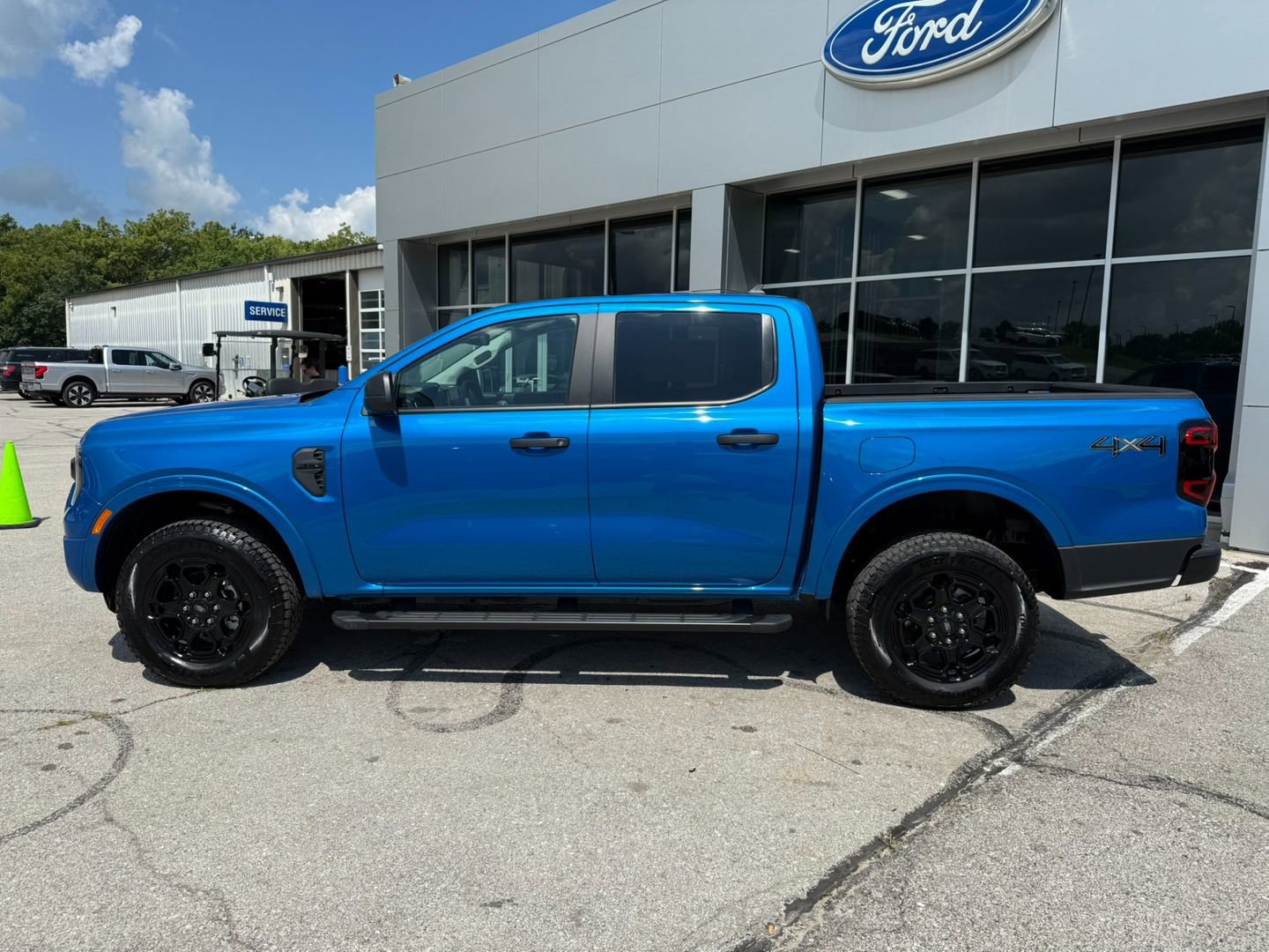 New 2025 Ford Ranger XLT w/ Equipment Group 301A High image 4