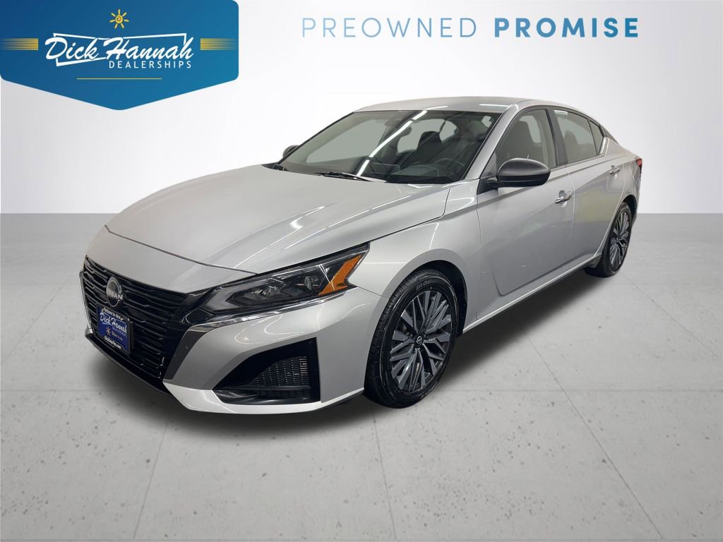 Used 2024 Nissan Altima 2.5 SV image 1