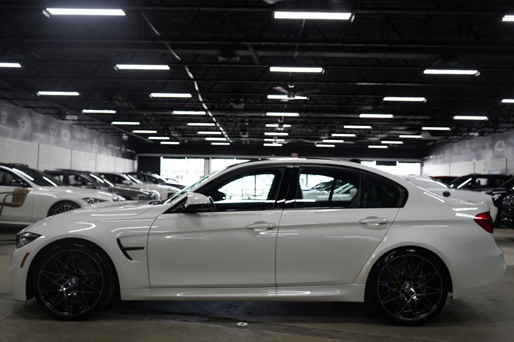 Used 2018 BMW M3 RWD image 2