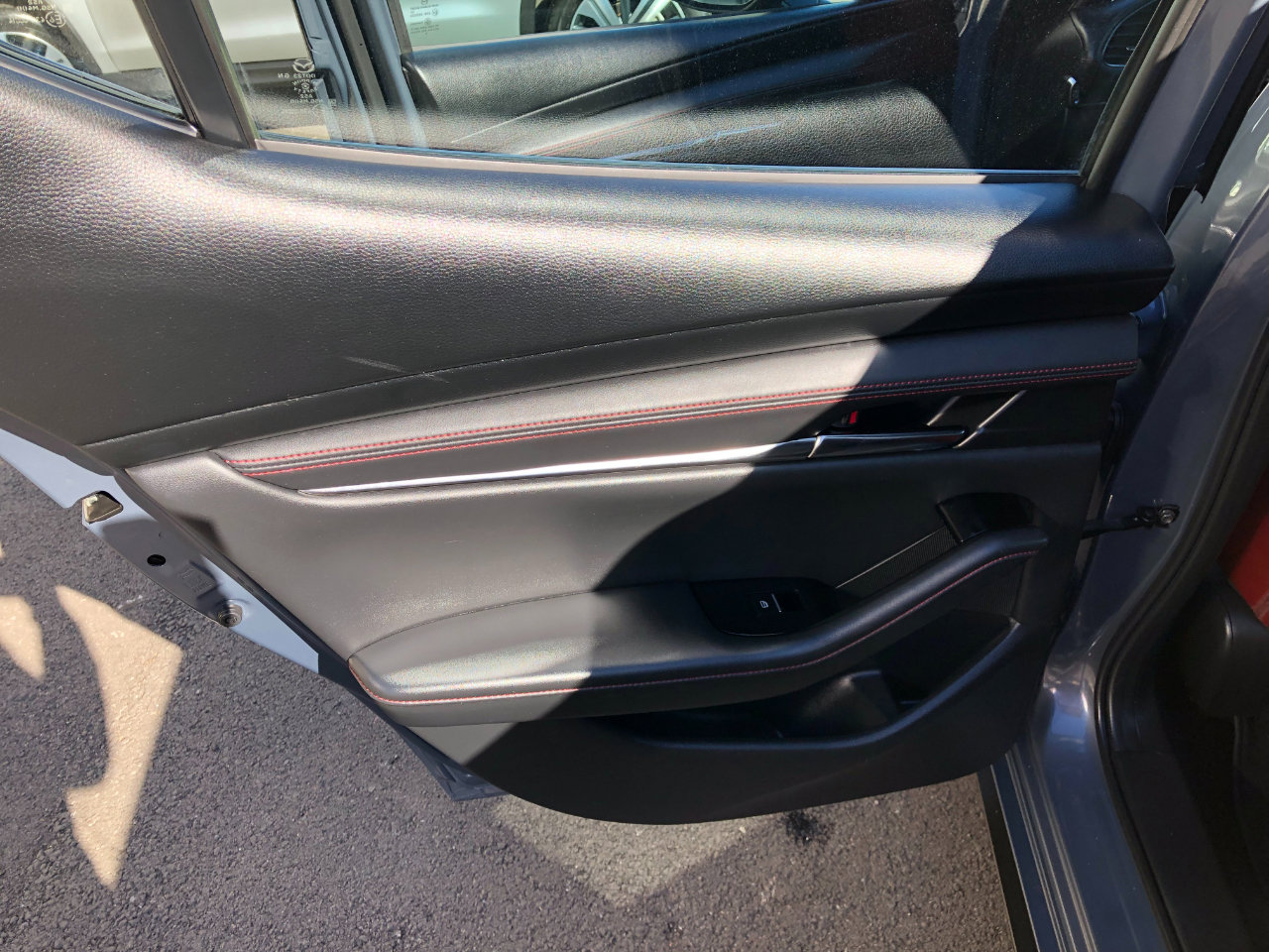Used 2024 MAZDA MAZDA3 s image 25