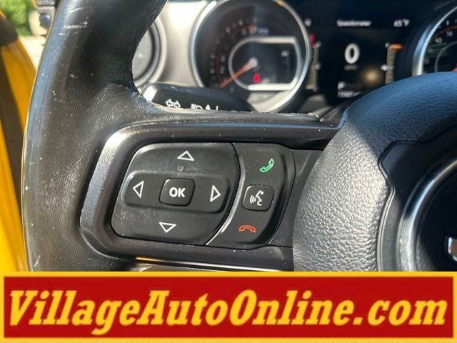 Used 2019 Jeep Wrangler Unlimited Sport w/ Technology Group AWD/4WD image 31