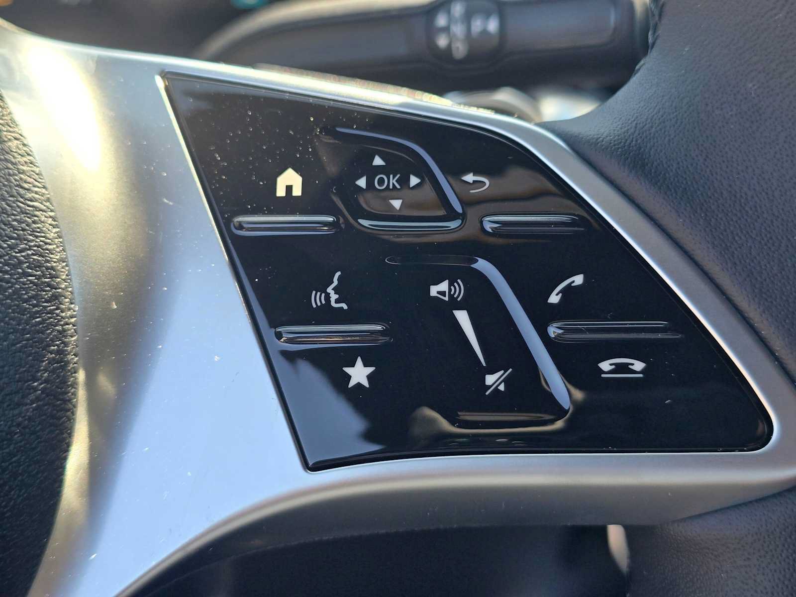New 2026 Mercedes-Benz GLB 250 image 23