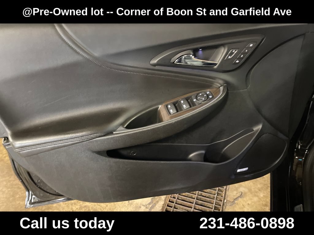Used 2021 Chevrolet Malibu Premier FWD image 15