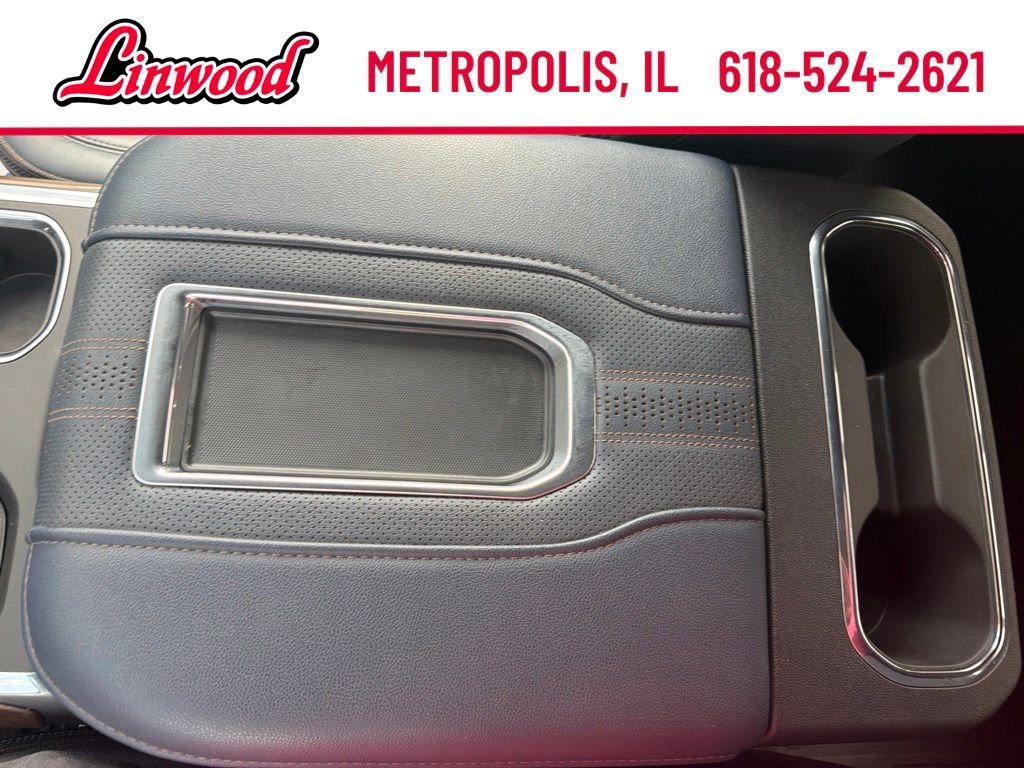 Used 2022 Chevrolet Silverado 1500 High Country w/ High Country Premium Package AWD/4WD image 28