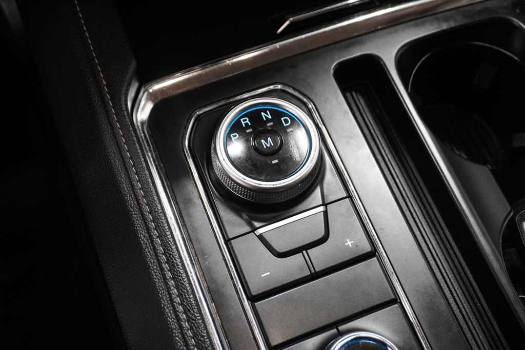 Used 2024 Ford Expedition XLT image 26