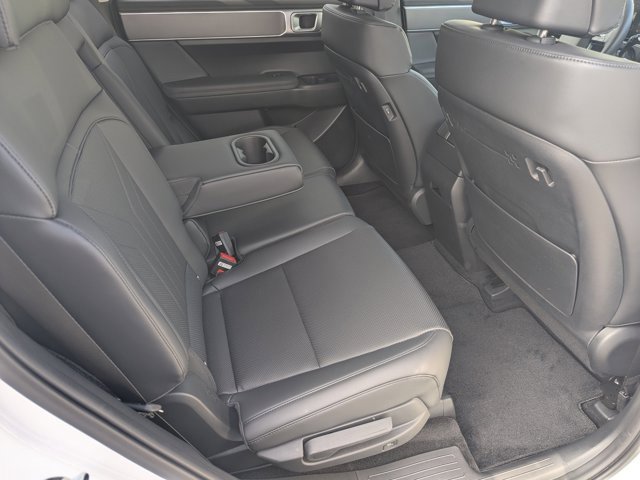 Used 2024 Hyundai Santa Fe SEL image 14