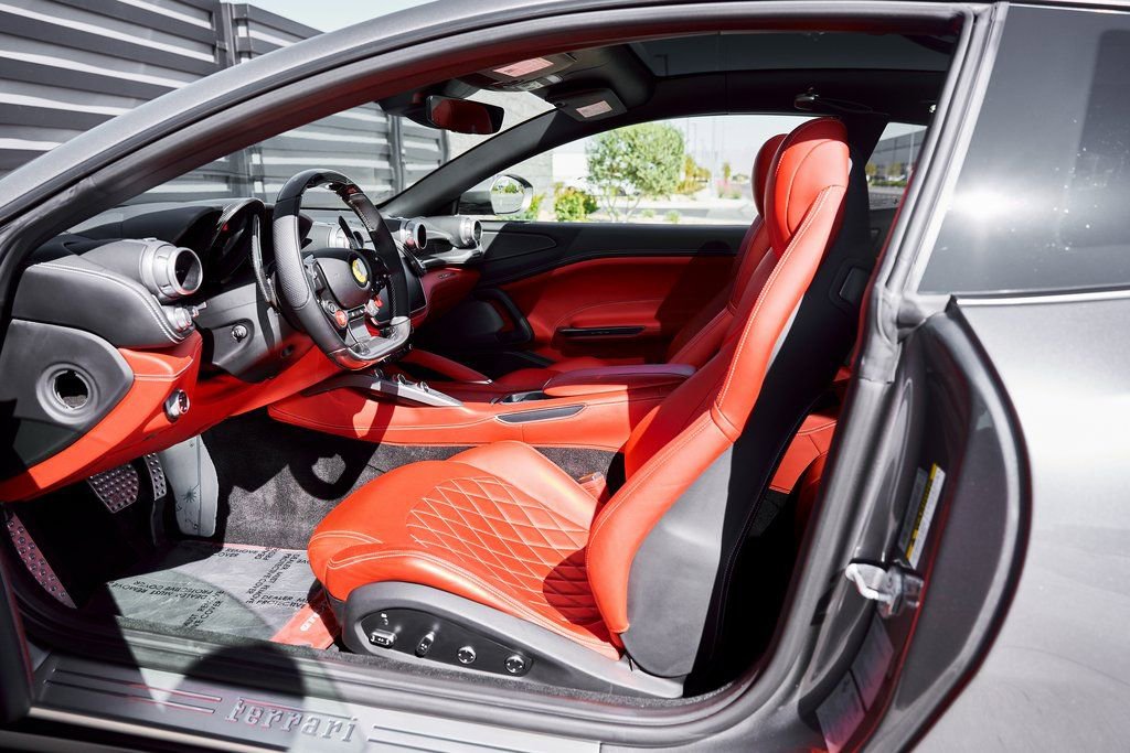 Used 2020 Ferrari GTC4Lusso image 36