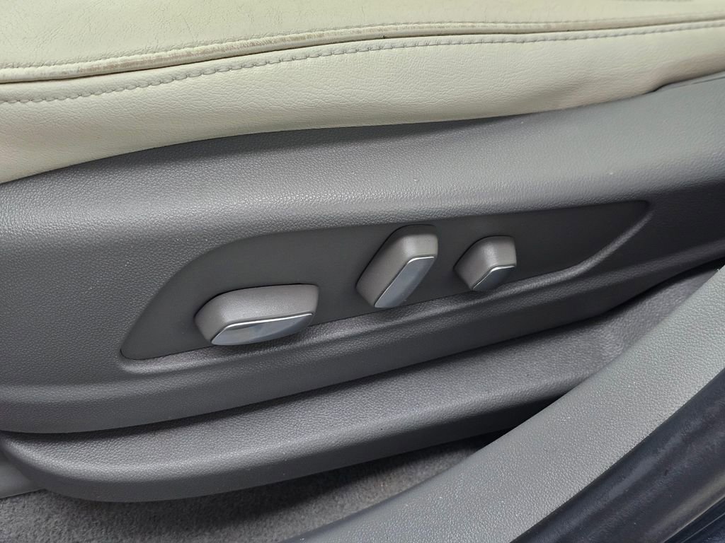 Used 2019 Cadillac XT5 Luxury image 23