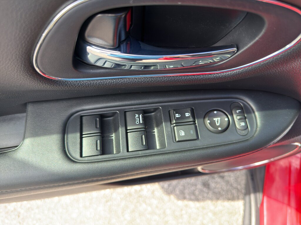 Used 2018 Honda HR-V EX-L image 12