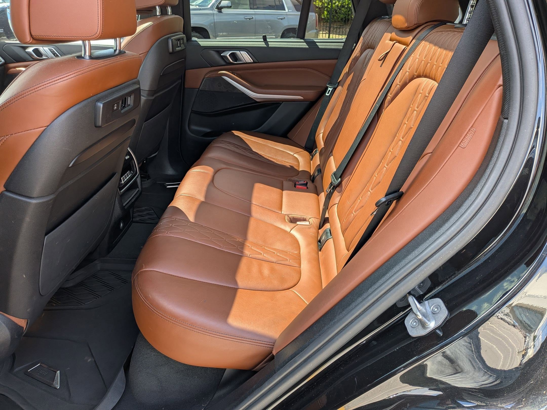 Used 2022 BMW X5 xDrive40i w/ M Sport Package AWD/4WD image 30