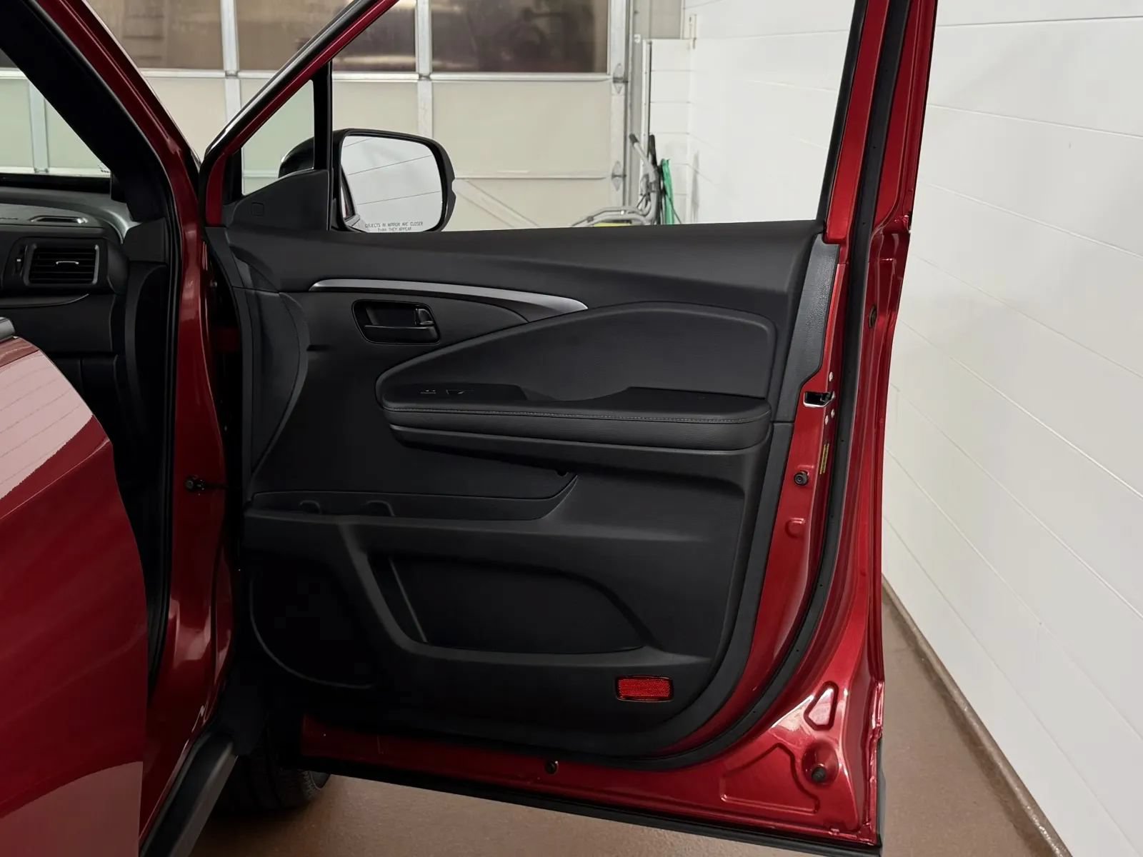 Used 2023 Honda Passport EX-L image 39