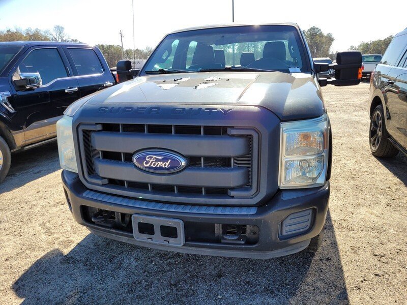 Used 2015 Ford F250 XL w/ Power Equipment Group RWD image 5