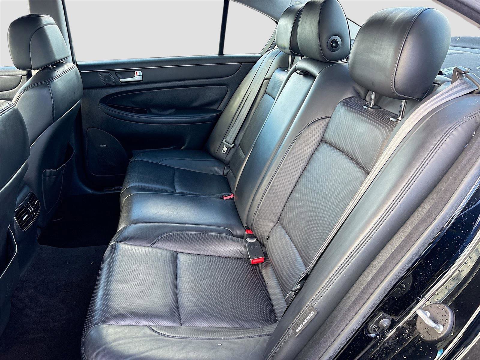 Used 2012 Hyundai Genesis 5.0 image 28