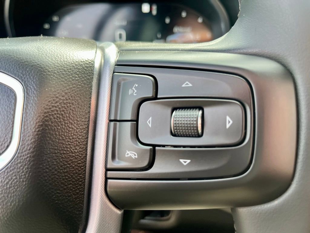 Certified 2023 GMC Yukon XL SLT image 16