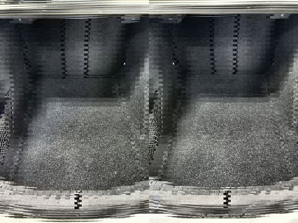 Used 2025 BMW 330i Sedan image 30