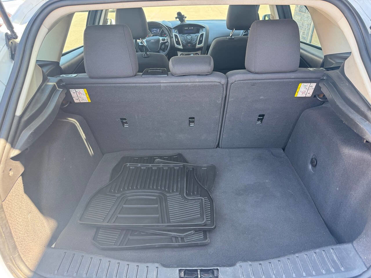 Used 2012 Ford Focus SEL image 15