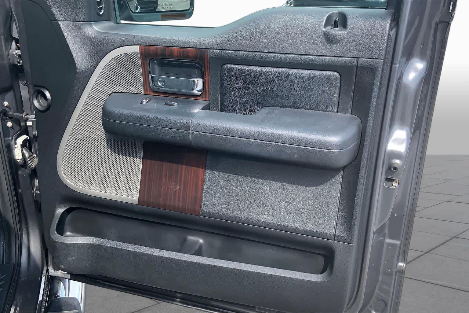 Used 2006 Lincoln Mark LT 2WD image 22