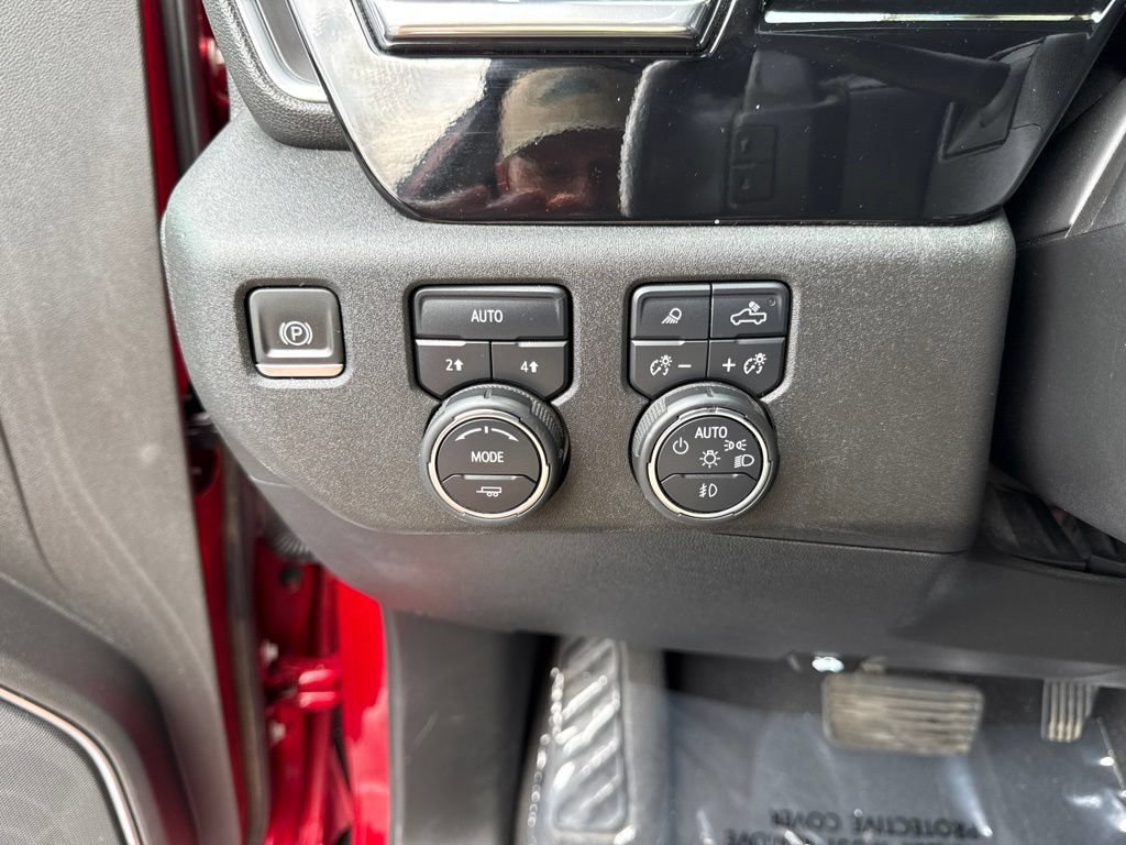 Used 2023 Chevrolet Silverado 1500 LTZ AWD/4WD image 11