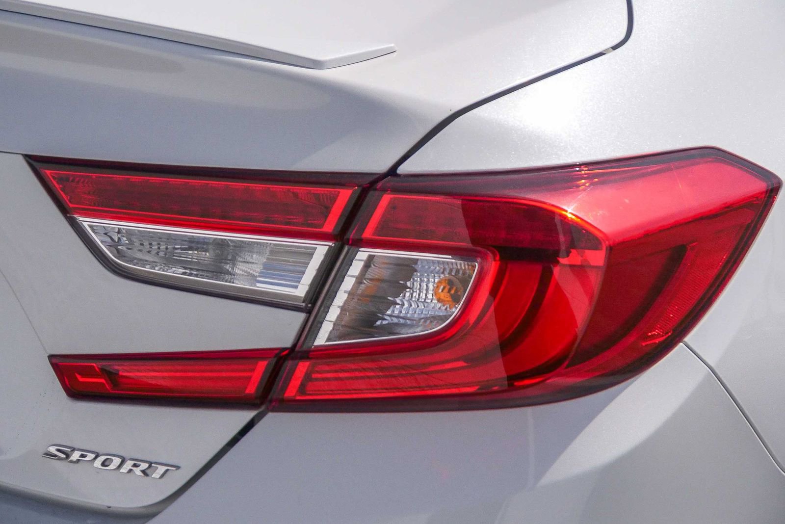 Used 2020 Honda Accord Sport image 10