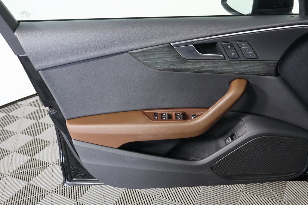 Used 2019 Audi A4 2.0T Premium FWD image 12