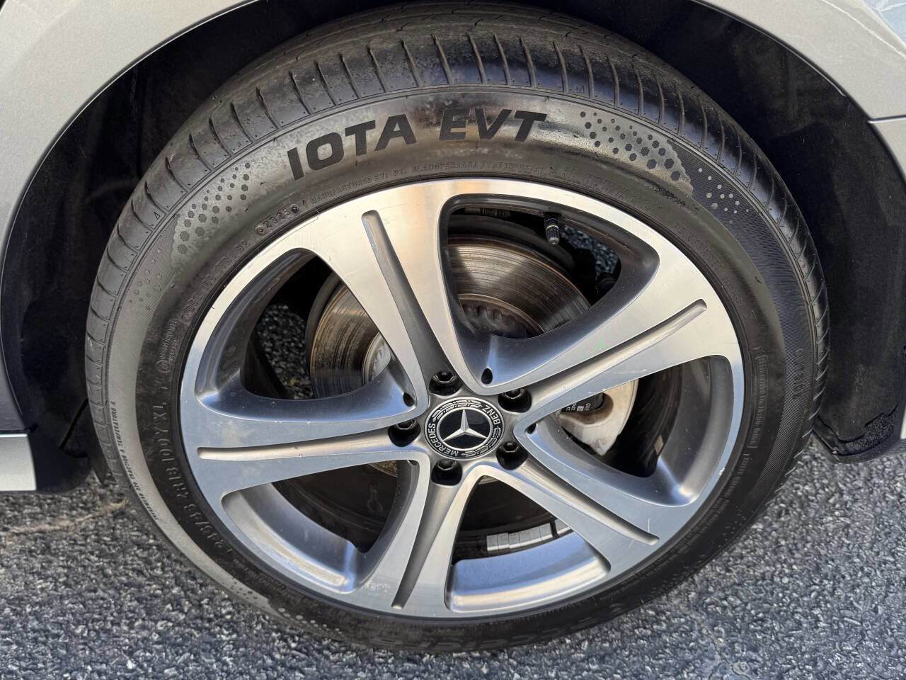 Used 2017 Mercedes-Benz E 300 image 22