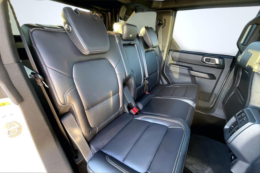 Used 2025 Ford Bronco Outer Banks AWD/4WD image 26